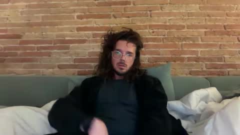 Snapshot of renzo_899 chatting on April 17, 3:59 pm Renzo online show from April 17, 3:59 pm