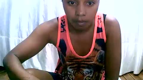 Snapshot of rephaleta chatting on April 26, 10:46 am Rephaleta online show from April 26, 10:46 am