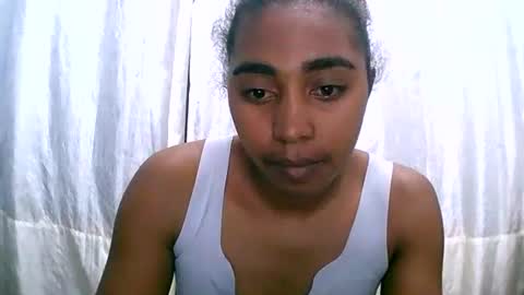 Snapshot of rephaleta chatting on May 17, 10:55 am Rephaleta online show from May 17, 10:55 am