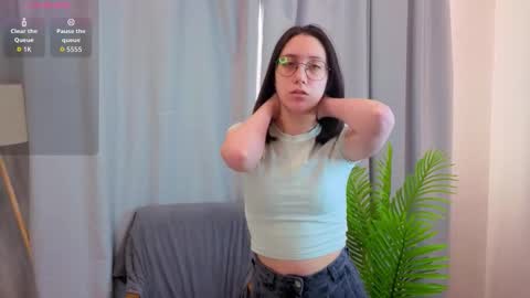 Snapshot of retaschickedanz chatting on March 15, 3:12 am Kate online show from March 15, 3:12 am