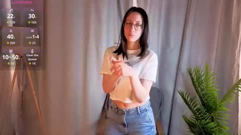 Snapshot of retaschickedanz chatting on March 25, 3:12 am Kate online show from March 25, 3:12 am