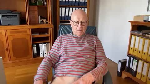reteid online show from May 14, 11:28 am