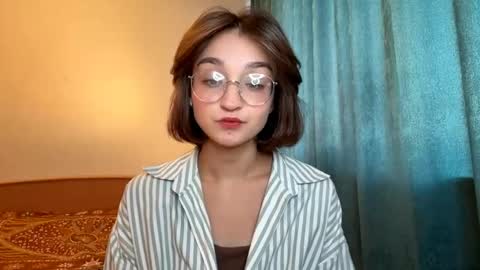 Snapshot of rethamillion chatting on March 17, 4:39 am Carolina online show from March 17, 4:39 am