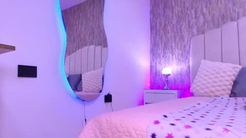 Snapshot of reven_lilith chatting on January 11, 3:11 am REVEN online show from January 11, 3:11 am