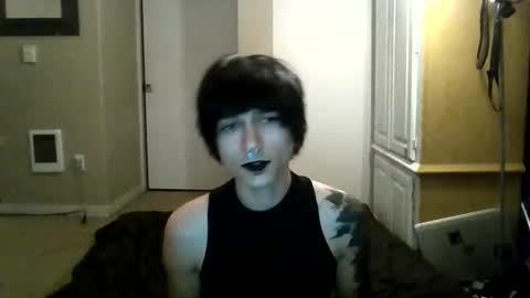 revy__ online show from November 4, 5:50 am