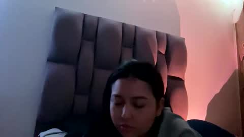 Rexa y blade  online show from September 15, 3:50 am