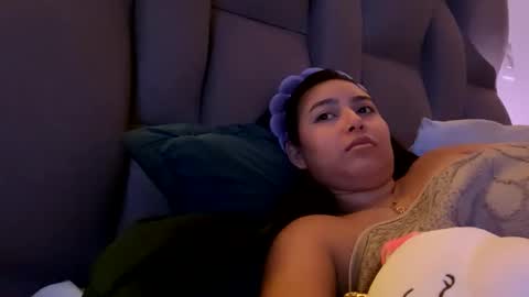 Rexa y blade  online show from September 29, 5:45 am