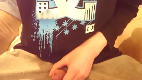 Snapshot of rexxarr chatting on December 15, 8:52 am Mark online show from December 15, 8:52 am
