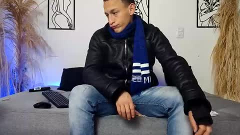 reymasterhot online show from January 15, 8:34 pm