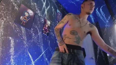 Snapshot of reybigxxx chatting on October 8, 1:47 am Rey online show from October 8, 1:47 am