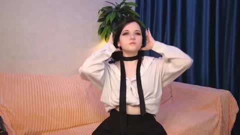 reydiobscura online show from December 21, 5:03 am