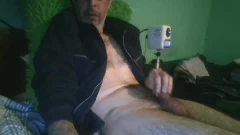 reyes_albert2006 online show from February 17, 12:48 pm