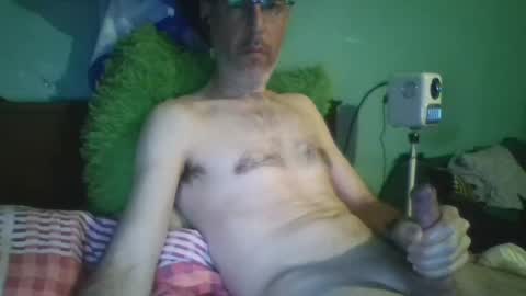 Snapshot of reyes_albert2006 chatting on March 7, 6:38 pm reyes_albert2006 online show from March 7, 6:38 pm