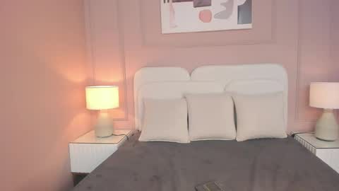 Snapshot of reze_chaw chatting on March 10, 12:10 pm Reze online show from March 10, 12:10 pm