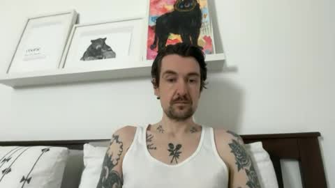 Snapshot of rfcolin chatting on June 16, 3:53 am rfcolin online show from June 16, 3:53 am