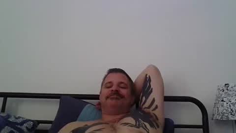 Snapshot of rfftl chatting on April 19, 7:38 pm rfftl online show from April 19, 7:38 pm