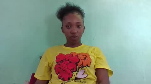 rhesa404090 online show from April 1, 7:53 am