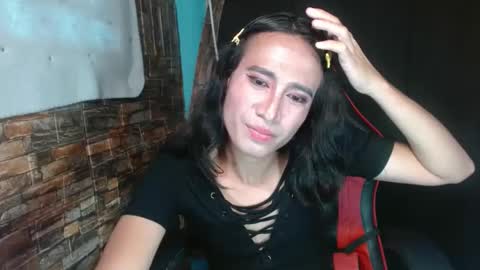 rhianesassy online show from February 21, 4:18 am