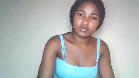 Snapshot of rhoanna chatting on June 5, 10:48 pm rhoanna online show from June 5, 10:48 pm