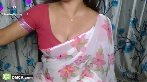 Riya online show from April 15, 7:21 pm