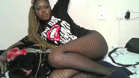 riana_sha online show from December 18, 1:55 am