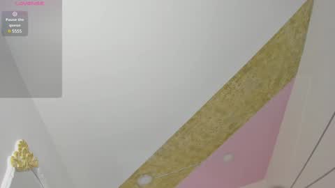 Snapshot of rianamanson chatting on February 20, 5:51 pm Riana online show from February 20, 5:51 pm