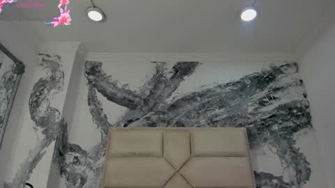 Snapshot of rianamanson chatting on October 12, 9:14 pm Riana online show from October 12, 9:14 pm