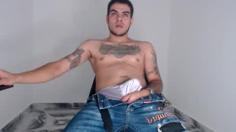 Snapshot of riancum chatting on December 19, 7:54 pm juan online show from December 19, 7:54 pm