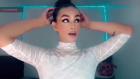 Snapshot of riannagarcia_ chatting on November 4, 3:38 am Rianna Garcia online show from November 4, 3:38 am