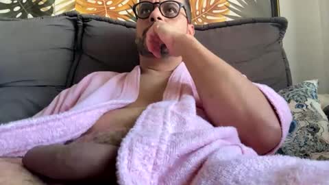 ricamenezes81823326 online show from June 7, 4:22 pm