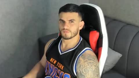 ricardogonzalez666 online show from December 29, 2:06 am