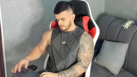 ricardogonzalez666 online show from January 23, 12:04 am