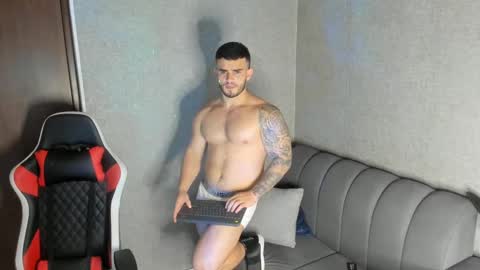 ricardogonzalez666 online show from January 25, 3:40 am