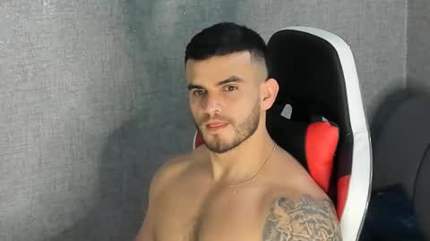 ricardogonzalez666 online show from January 25, 11:22 pm