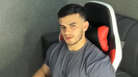 ricardogonzalez666 online show from February 18, 3:53 am