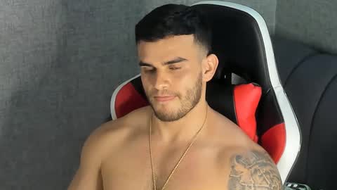 ricardogonzalez666 online show from February 20, 3:23 am