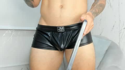 ricardogonzalez666 online show from July 18, 12:09 pm