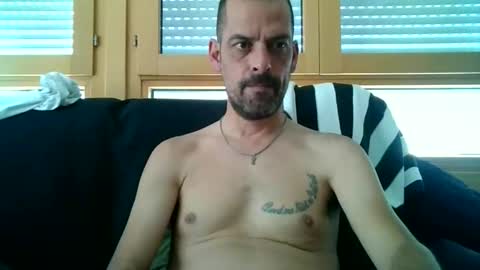 Snapshot of ricardohawtin chatting on May 25, 4:57 pm ricardohawtin online show from May 25, 4:57 pm