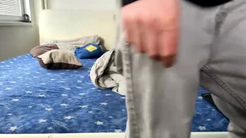 ricciardio online show from February 3, 12:47 pm