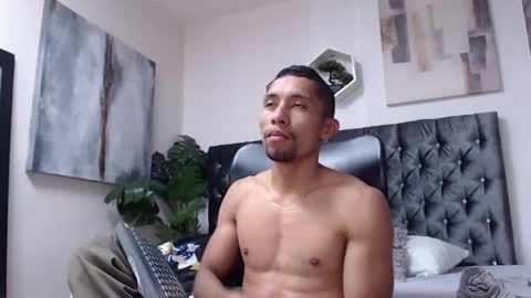 richar_voller online show from January 7, 2:30 pm