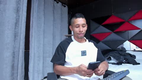 richar_voller online show from January 13, 2:21 pm