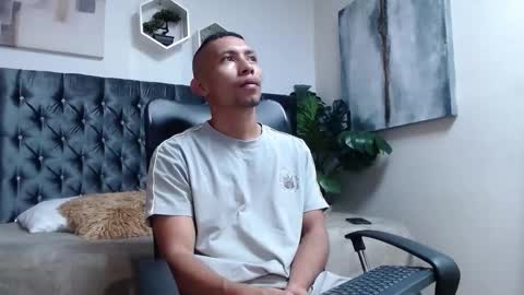 richar_voller online show from September 30, 11:15 am