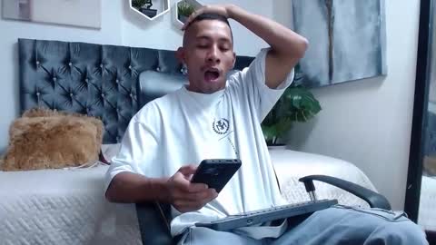 richar_voller online show from October 7, 11:18 am