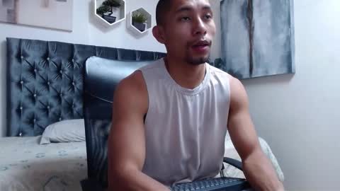 richar_voller online show from October 24, 11:17 am