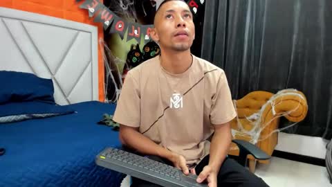 richar_voller online show from October 28, 11:14 am