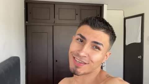 Snapshot of richard_carter_ chatting on November 26, 3:29 am Richard online show from November 26, 3:29 am