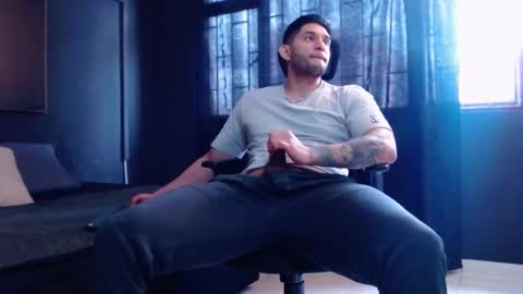 Ricardo online show from October 21, 2:51 pm