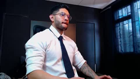 Ricardo online show from November 12, 2:50 pm