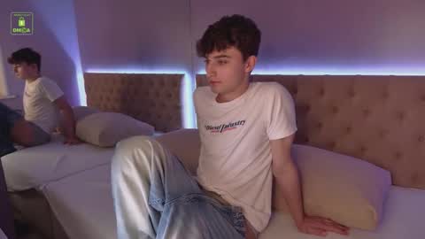 Snapshot of richard_steele_hot chatting on October 30, 3:24 pm Richard online show from October 30, 3:24 pm