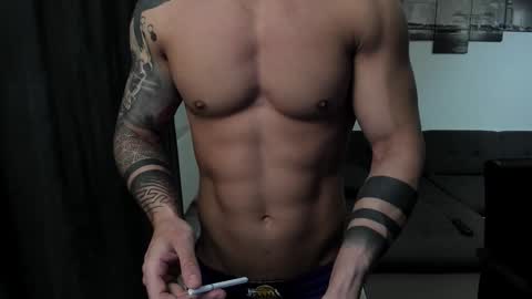 Snapshot of richarddarell chatting on December 9, 7:06 am RichardDarell online show from December 9, 7:06 am